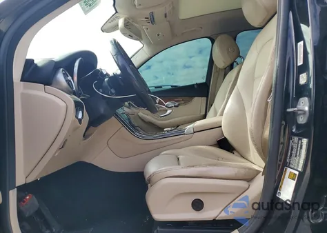 2018 Mercedes-Benz Glc 300 from USA, damaged, VIN WDC0G4JB8JV062036